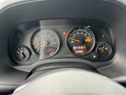 Used 2015 Jeep Patriot Sport image 33