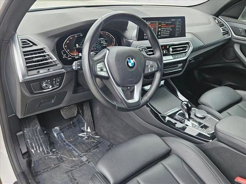 Used 2024 BMW X3 sDrive30i w/ Convenience Package RWD image 9