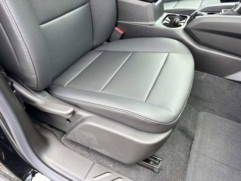 New 2026 Chevrolet Colorado LT w/ LT Convenience Package RWD image 13