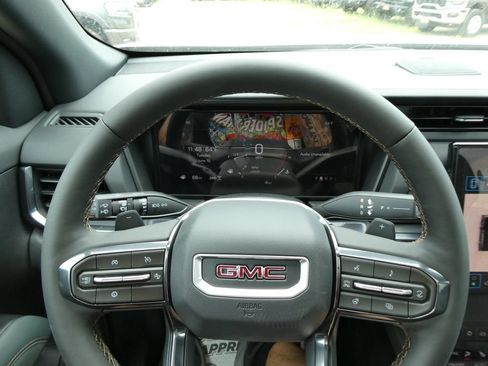 New 2026 GMC Terrain AT4 w/ Convenience Package III AWD/4WD image 16