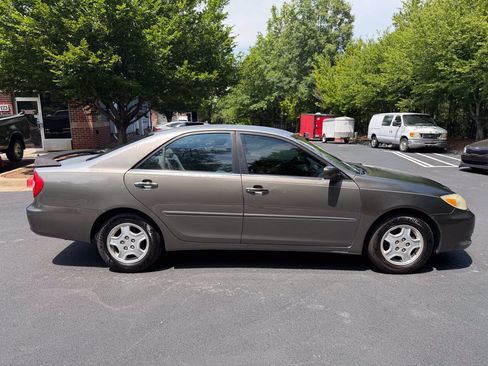Used 2003 Toyota Camry LE FWD image 2