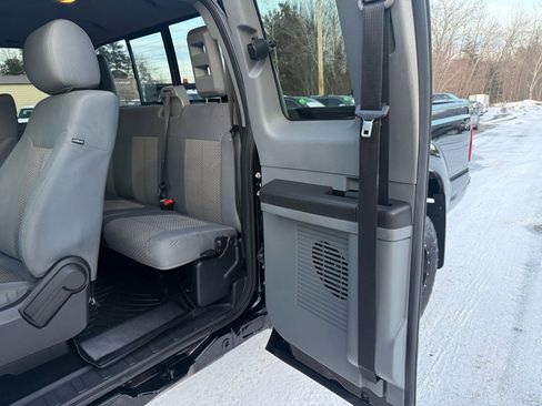 Used 2016 Ford F250 XLT w/ XLT Value Package image 28