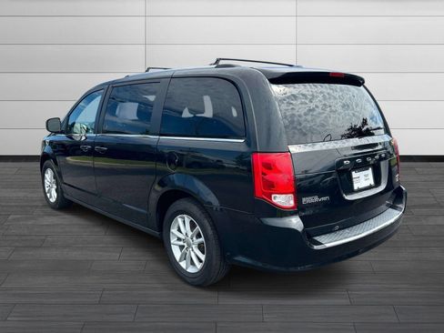 Used 2019 Dodge Grand Caravan SXT FWD image 6