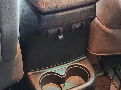 Used 2018 Jeep Wrangler Unlimited Sport S image 30