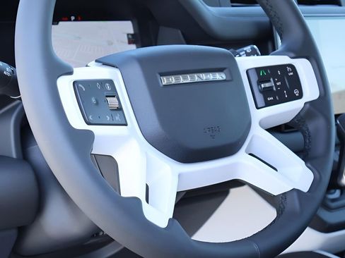 New 2025 Land Rover Defender 110 S image 18