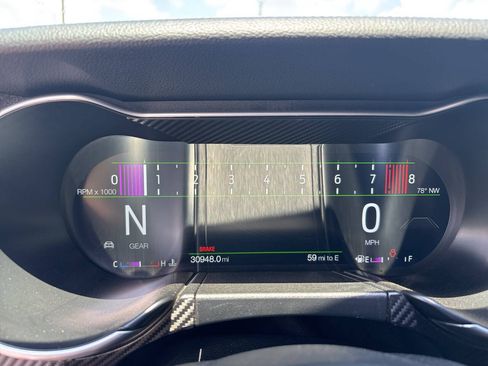 Used 2019 Ford Mustang GT RWD image 14
