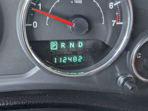 Used 2012 Jeep Wrangler Unlimited Sport AWD/4WD image 12