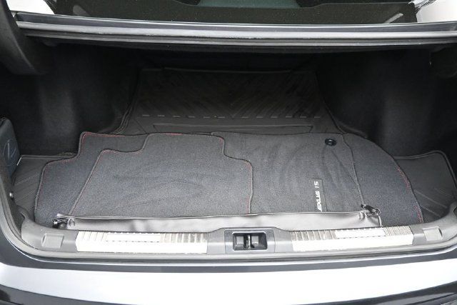 Used 2023 Lexus IS 350 F Sport RWD image 12