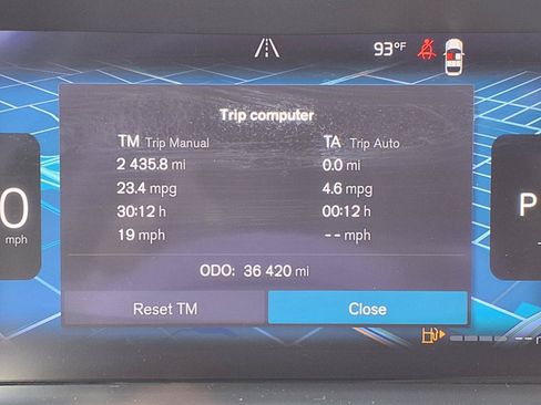 Certified 2024 Volvo XC60 B5 Plus w/ Protection Package Premier AWD/4WD image 30