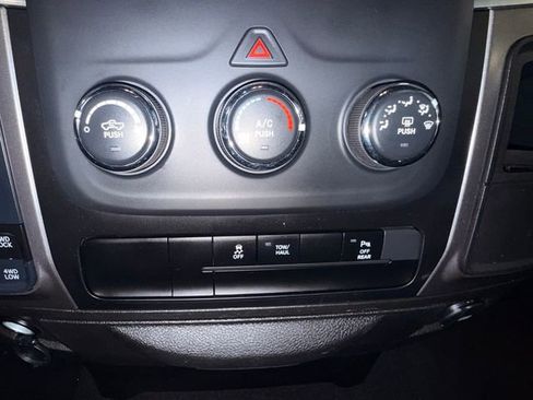 Used 2024 RAM 1500 Classic Warlock image 32