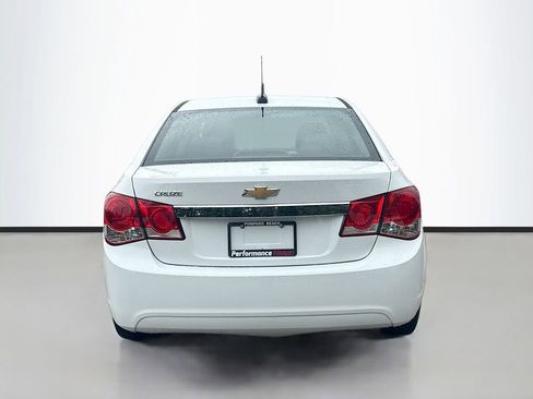 Used 2015 Chevrolet Cruze LS image 7