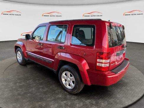 Used 2012 Jeep Liberty Sport w/ Driver Convenience Group AWD/4WD image 11