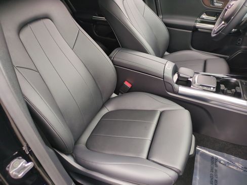 Certified 2023 Mercedes-Benz GLA 250 4MATIC image 33
