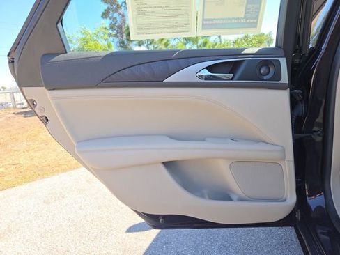 Used 2020 Lincoln MKZ Reserve w/ Elements Package image 10