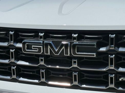 New 2026 GMC Canyon AT4 w/ AT4 Premium Package AWD/4WD image 6