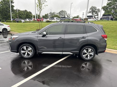 Used 2020 Subaru Forester Touring w/ Popular Package #2 AWD/4WD image 7