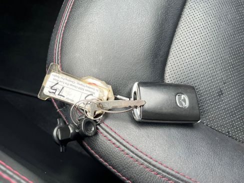 Used 2024 MAZDA CX-5 Carbon Edition image 22