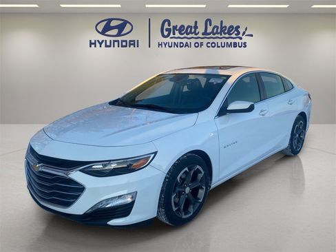 Used 2022 Chevrolet Malibu LT w/ Leather Package image 1
