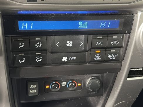 Used 2016 Toyota 4Runner Limited image 17