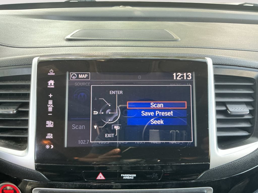 Used 2017 Honda Pilot Elite image 21