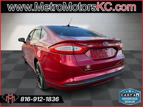 Used 2016 Ford Fusion SE w/ Equipment Group 202A image 3