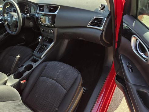 Used 2017 Nissan Sentra SV FWD image 11