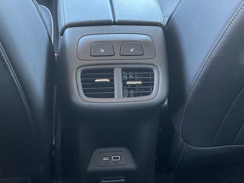 Used 2023 Buick Envision Avenir AWD/4WD image 18