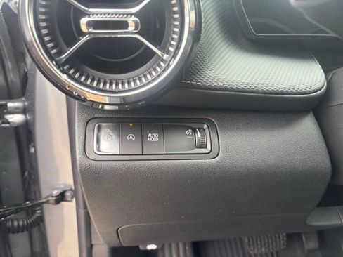 New 2026 Chevrolet Equinox LT w/ Convenience Package II FWD image 27