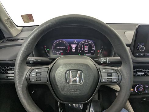Used 2024 Honda Accord EX image 13