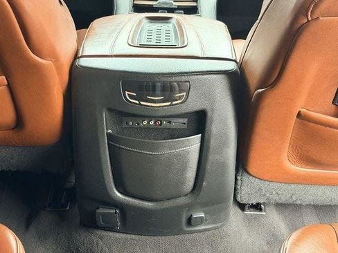 Used 2015 Cadillac Escalade ESV Luxury AWD/4WD image 24