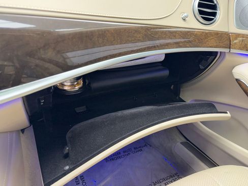 Used 2015 Mercedes-Benz S 550 Sedan w/ Sport Package w/ Sport Package image 32