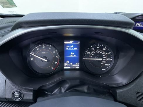 Used 2021 Subaru Crosstrek 2.0i Premium image 19