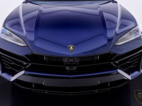 Used 2026 Lamborghini Urus SE AWD/4WD image 18
