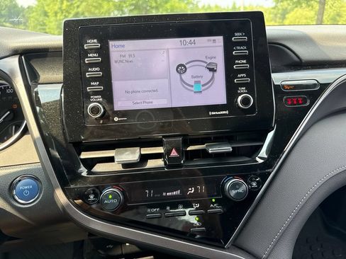 Used 2023 Toyota Camry LE FWD image 12