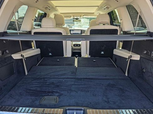 New 2026 Mercedes-Benz GLS 450 4MATIC image 40