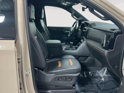 Used 2023 GMC Sierra 1500 AT4 w/ Technology Package image 25
