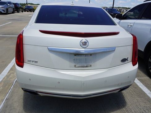 Used 2013 Cadillac XTS Premium FWD image 6