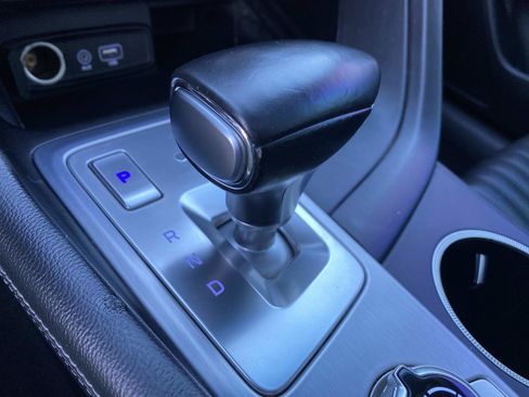 Used 2021 Genesis G70 2.0T w/ Elite Package image 15