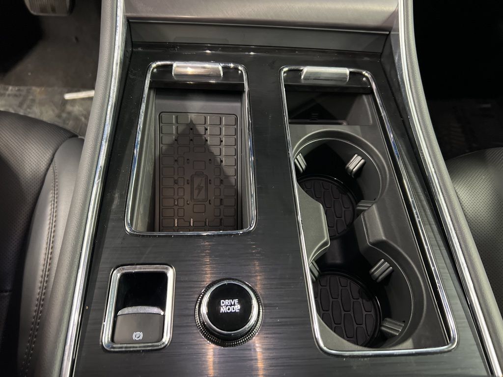Used 2026 Lincoln Aviator AWD image 15