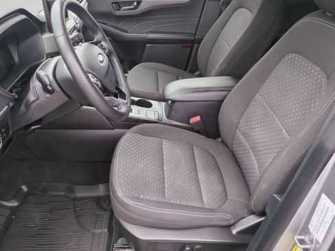 Used 2023 Ford Escape Active AWD/4WD image 16