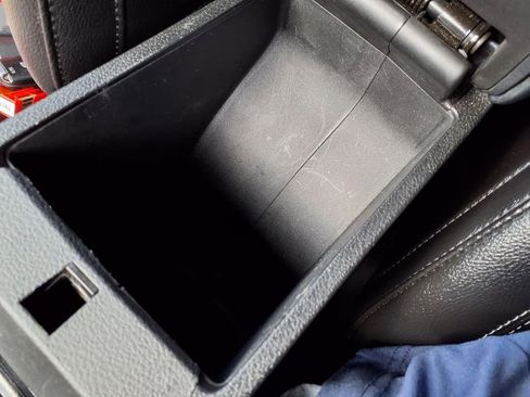 Used 2025 Jeep Compass Limited image 12