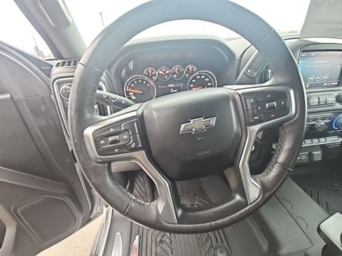 Certified 2022 Chevrolet Silverado 1500 RST image 31