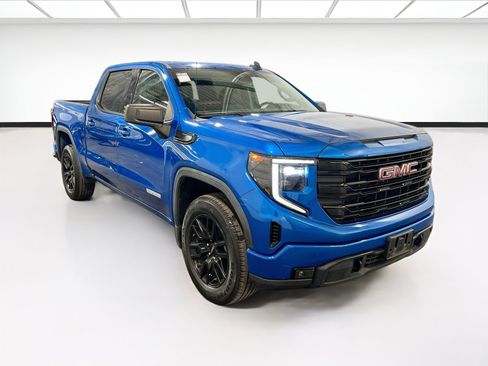 Used 2023 GMC Sierra 1500 Elevation AWD/4WD image 3