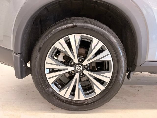 Used 2021 Nissan Rogue SV FWD image 7