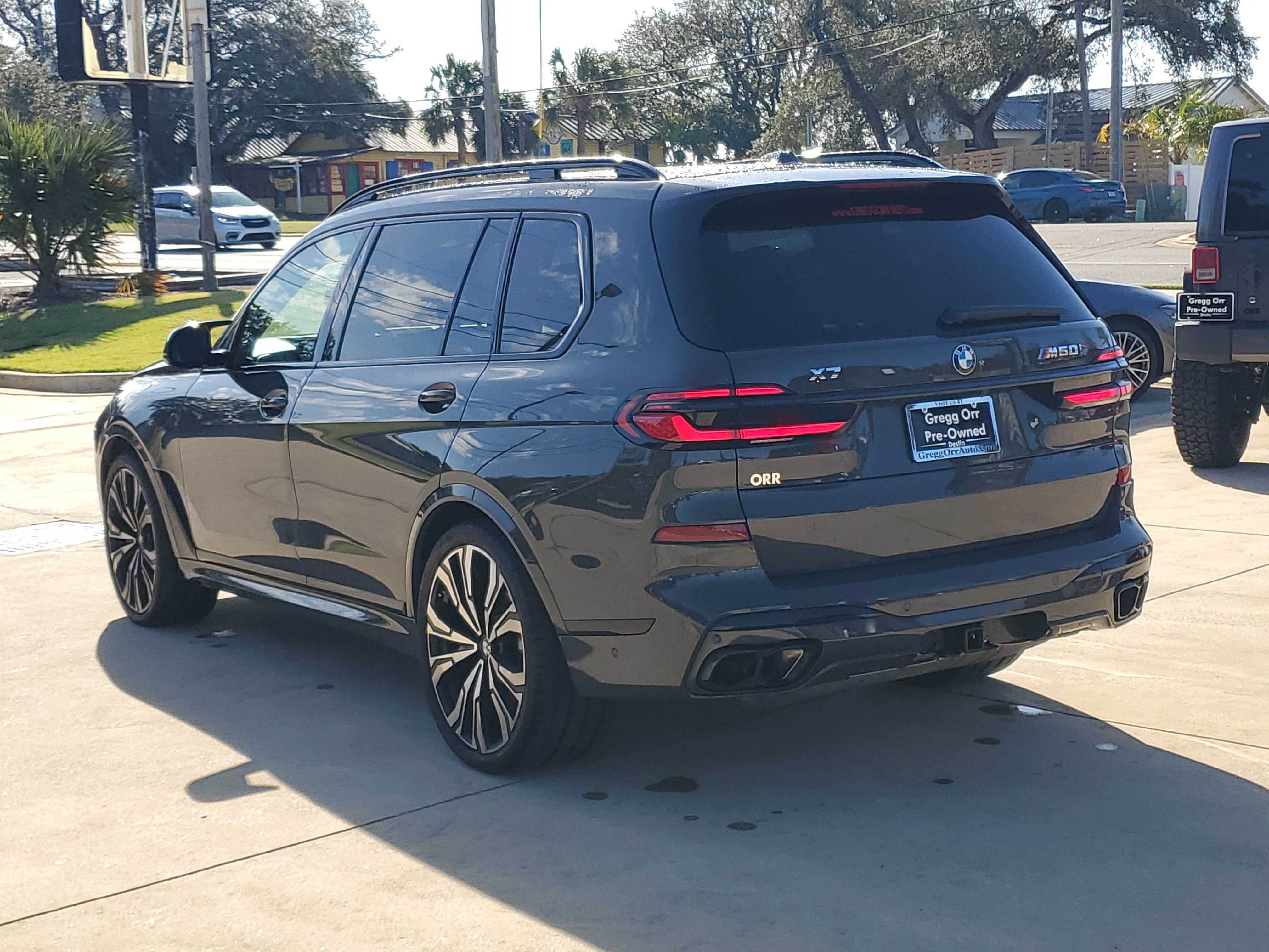 Used 2025 BMW X7 M60i AWD/4WD image 3