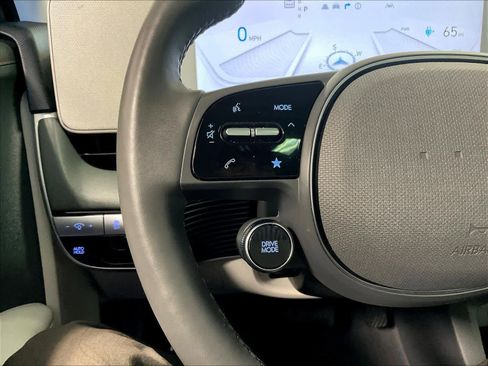 Used 2024 Hyundai Ioniq 5 Limited image 24