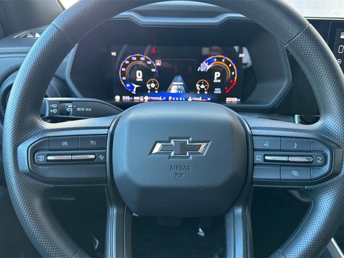 Used 2024 Chevrolet Colorado Trail Boss w/ Technology Package image 19