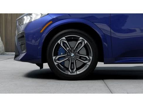 New 2026 BMW X2 xDrive28i w/ Technology Package AWD/4WD image 7