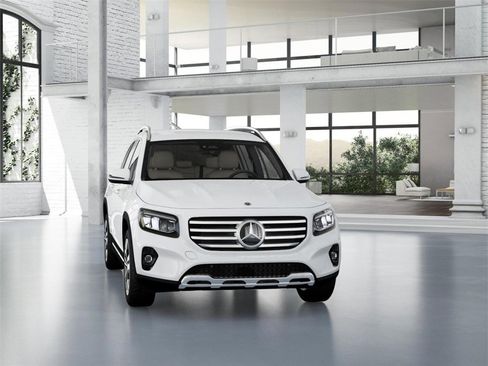 Certified 2025 Mercedes-Benz GLB 250 GLB 250 image 8