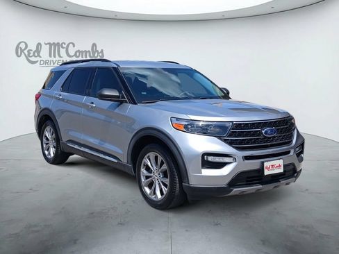 Used 2022 Ford Explorer XLT w/ Equipment Group 202A RWD image 7